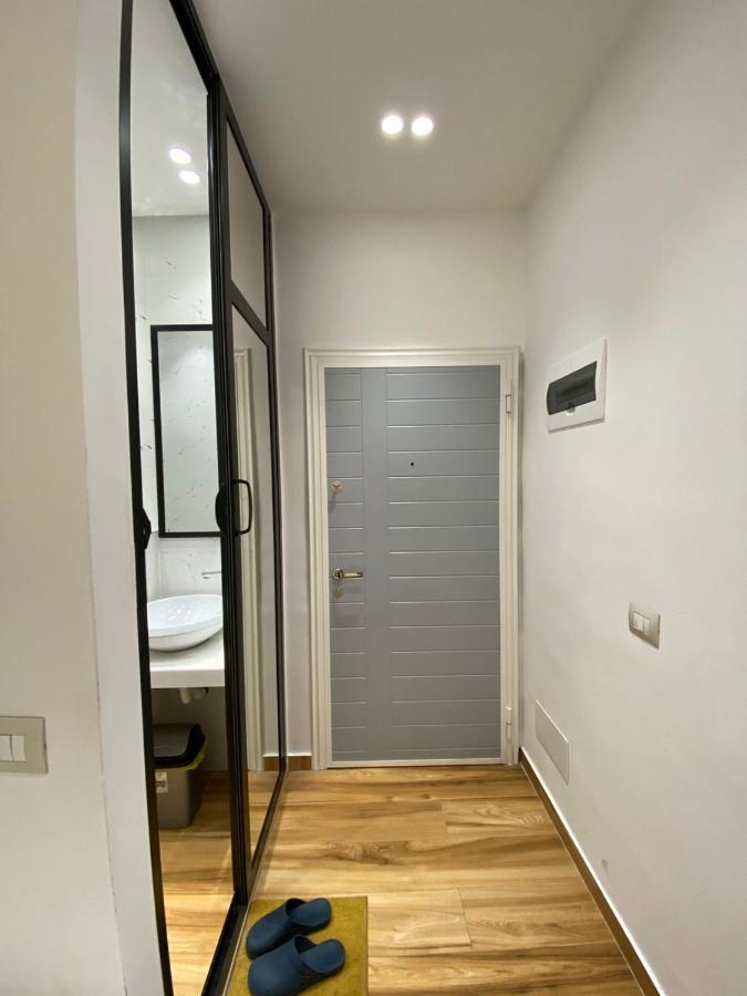 Luxury Apartment In Blloku Area Tiranë Ngoại thất bức ảnh