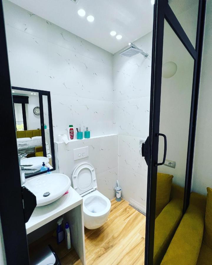 Luxury Apartment In Blloku Area Tiranë Ngoại thất bức ảnh